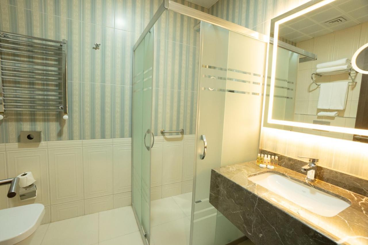 Ramada Encore By Wyndham Istanbul Avcilar Exterior foto