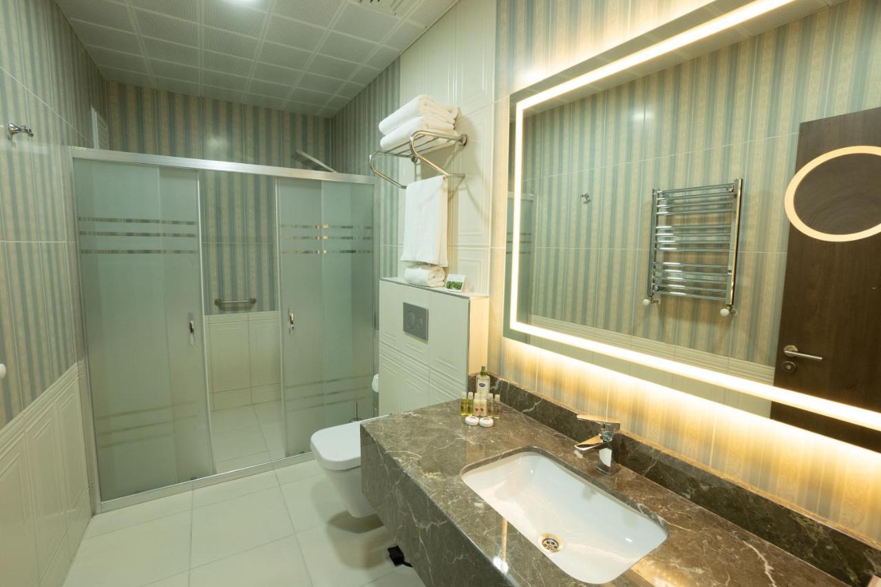 Ramada Encore By Wyndham Istanbul Avcilar Exterior foto